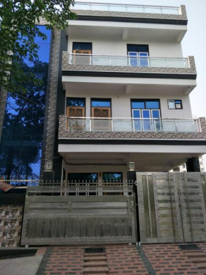 SURABHI GARDEN INN